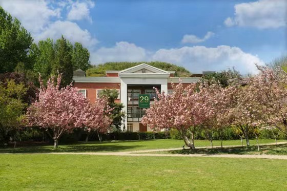 北京市私立汇佳学校IB高中部