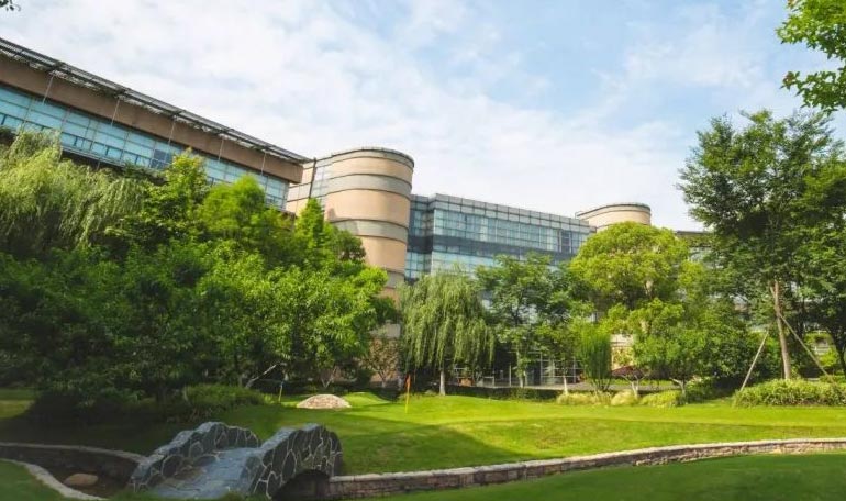 上海新加坡外籍人员子女学校