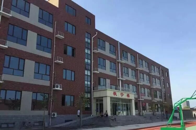 光大学校国际部（外国语部）