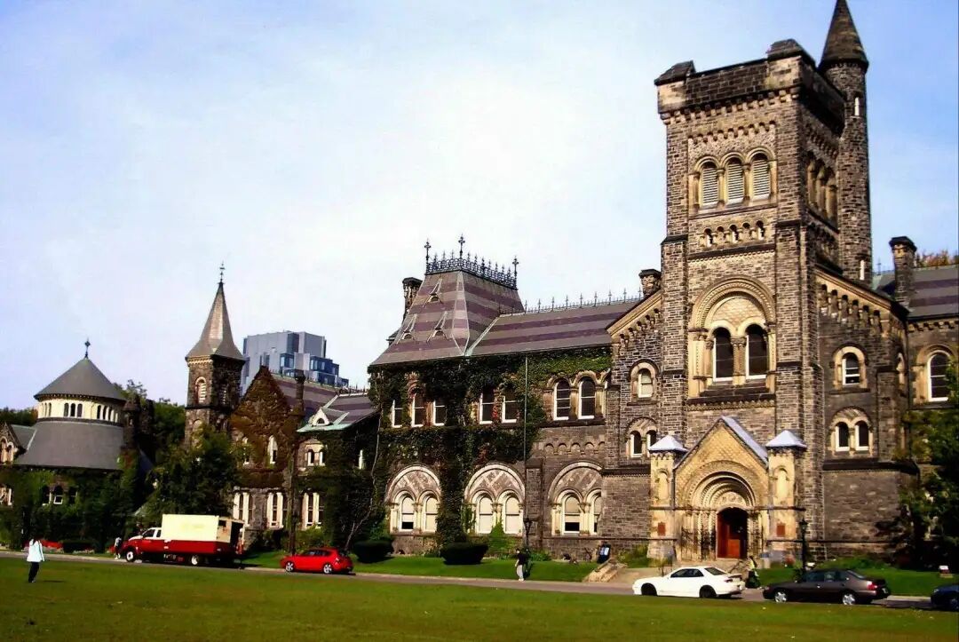 多伦多大学最新世界排名第几国内认可吗？学费多少申请条件有哪些