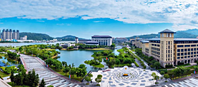 澳门大学