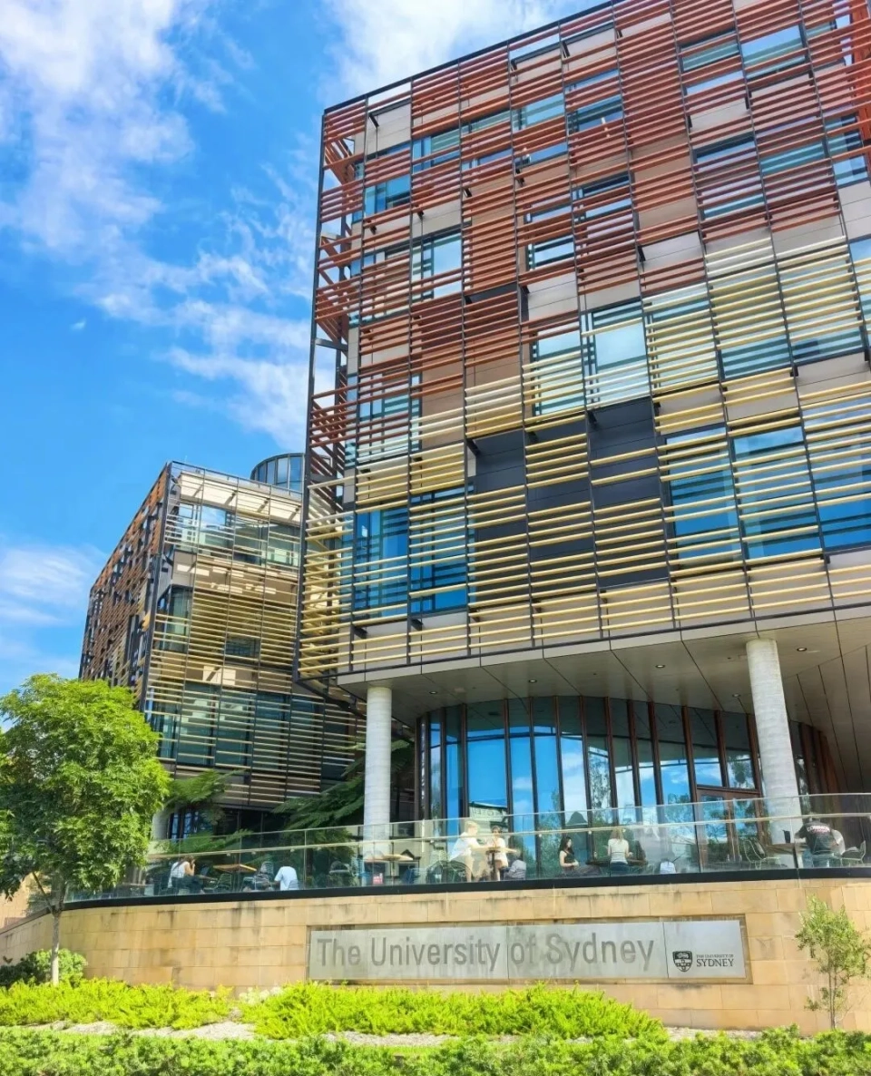悉尼大学