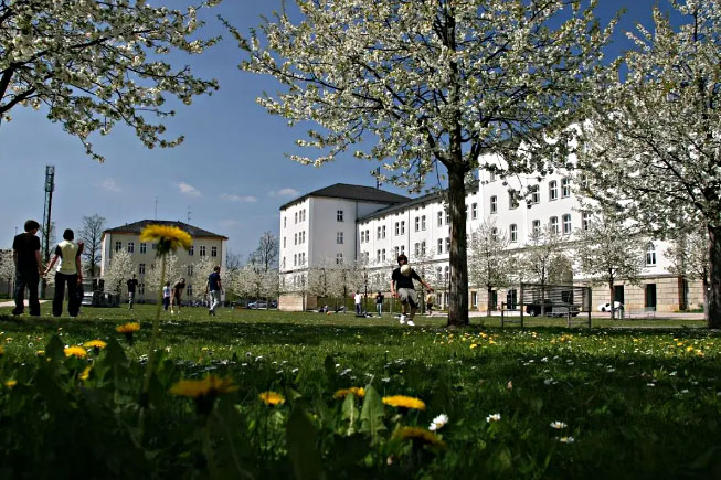 安贝格-魏登应用技术大学