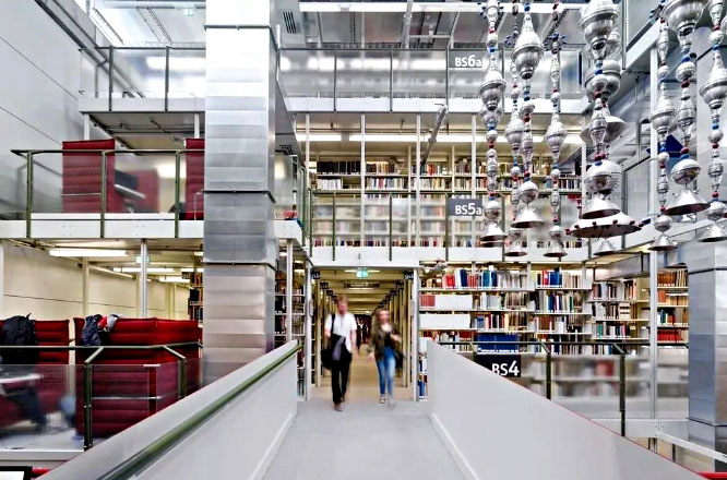 卡塞尔大学