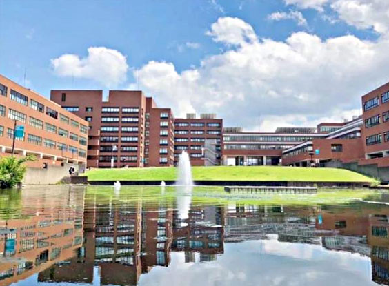 筑波大学