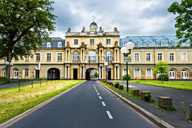 波恩大学