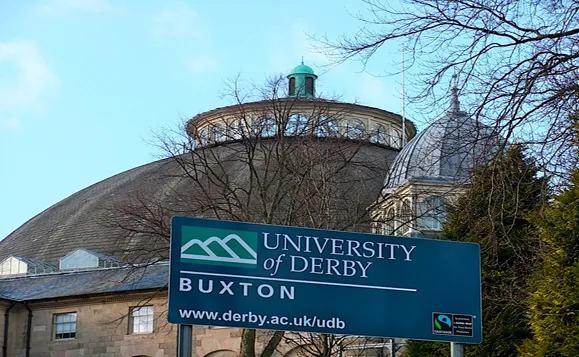 德比大学
