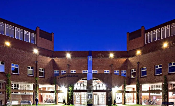 卡塞尔大学