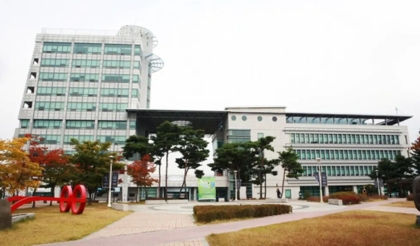 西原大学
