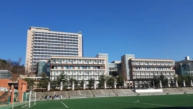 国民大学