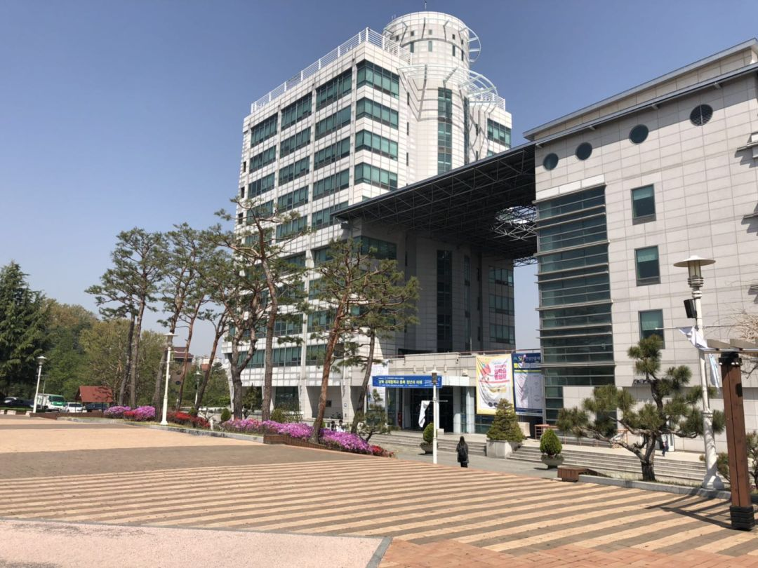 西原大学
