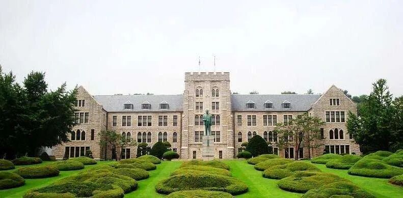 首尔艺术大学