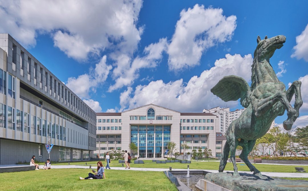 光云大学