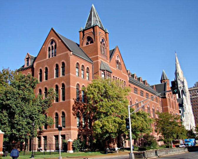 圣路易斯大学
