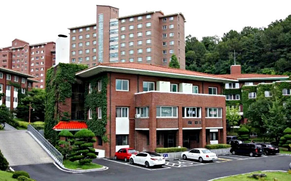 启明大学