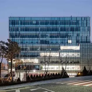 同德女子大学