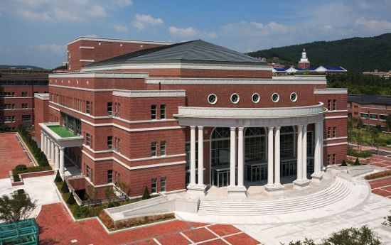 启明大学