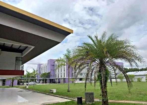 马六甲大学