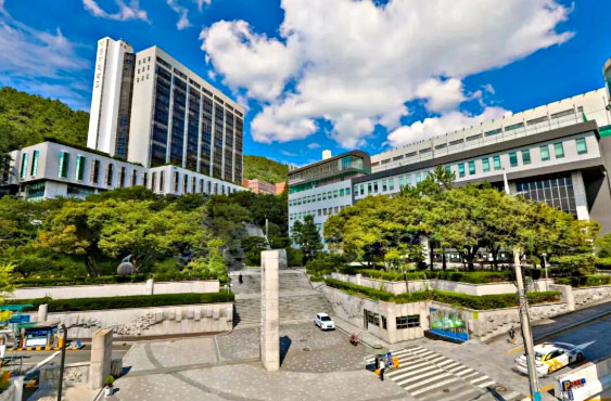 东亚大学
