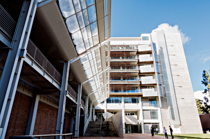 加州大学洛杉矶分校