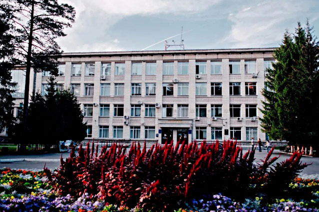 新西伯利亚国立大学
