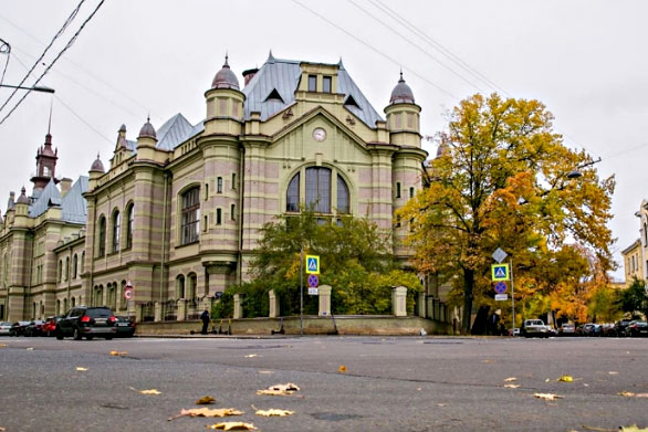 圣彼得堡国立电子技术大学