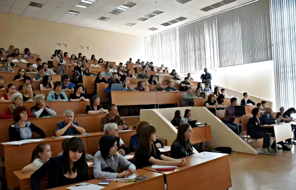 阿穆尔国立大学