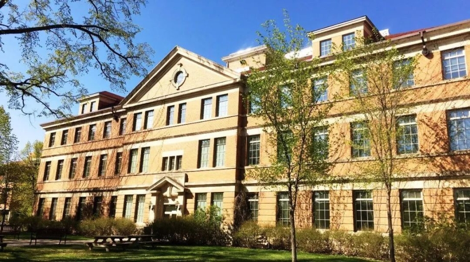 曼尼托巴大学