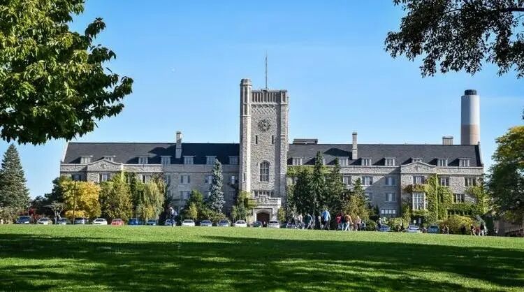 圭尔夫大学
