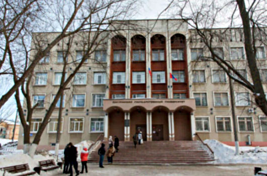 科斯特罗马国立大学