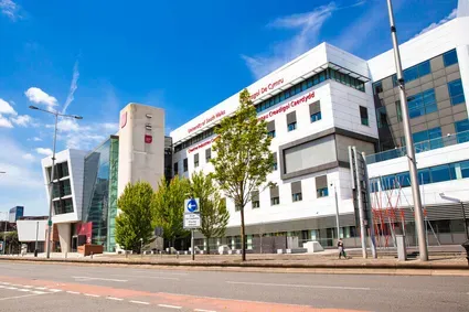 南威尔士大学