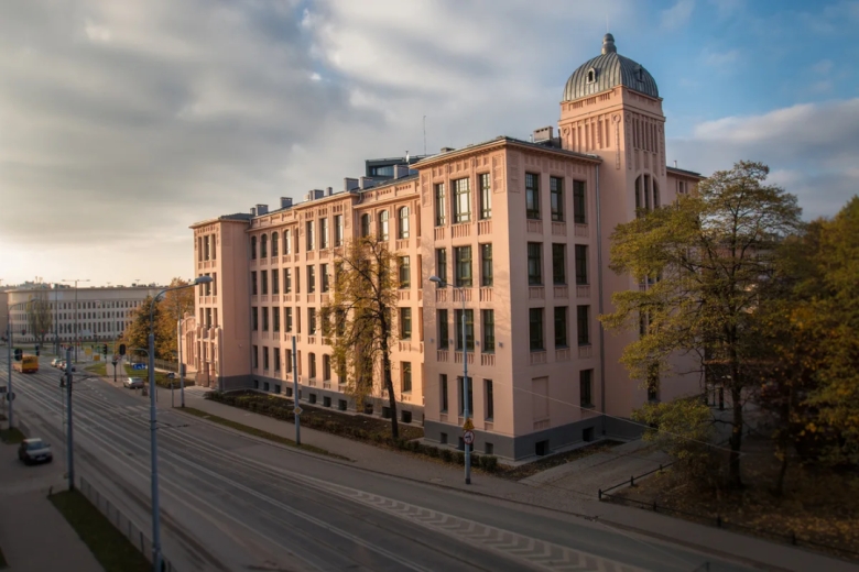 罗兹大学