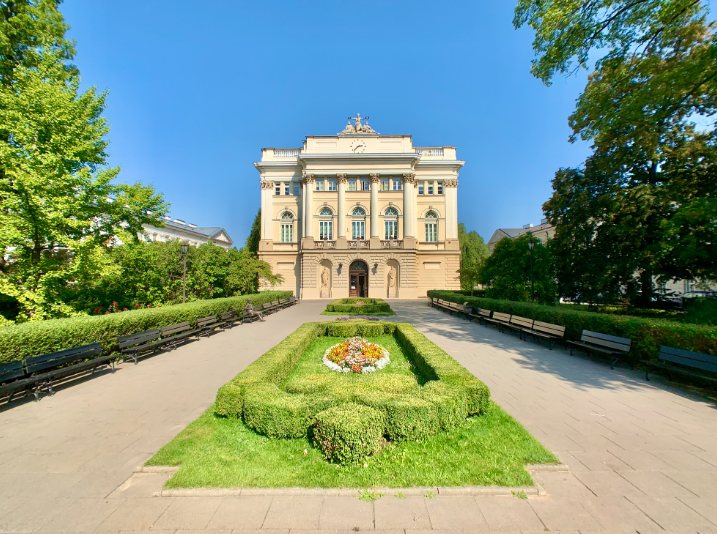 华沙大学